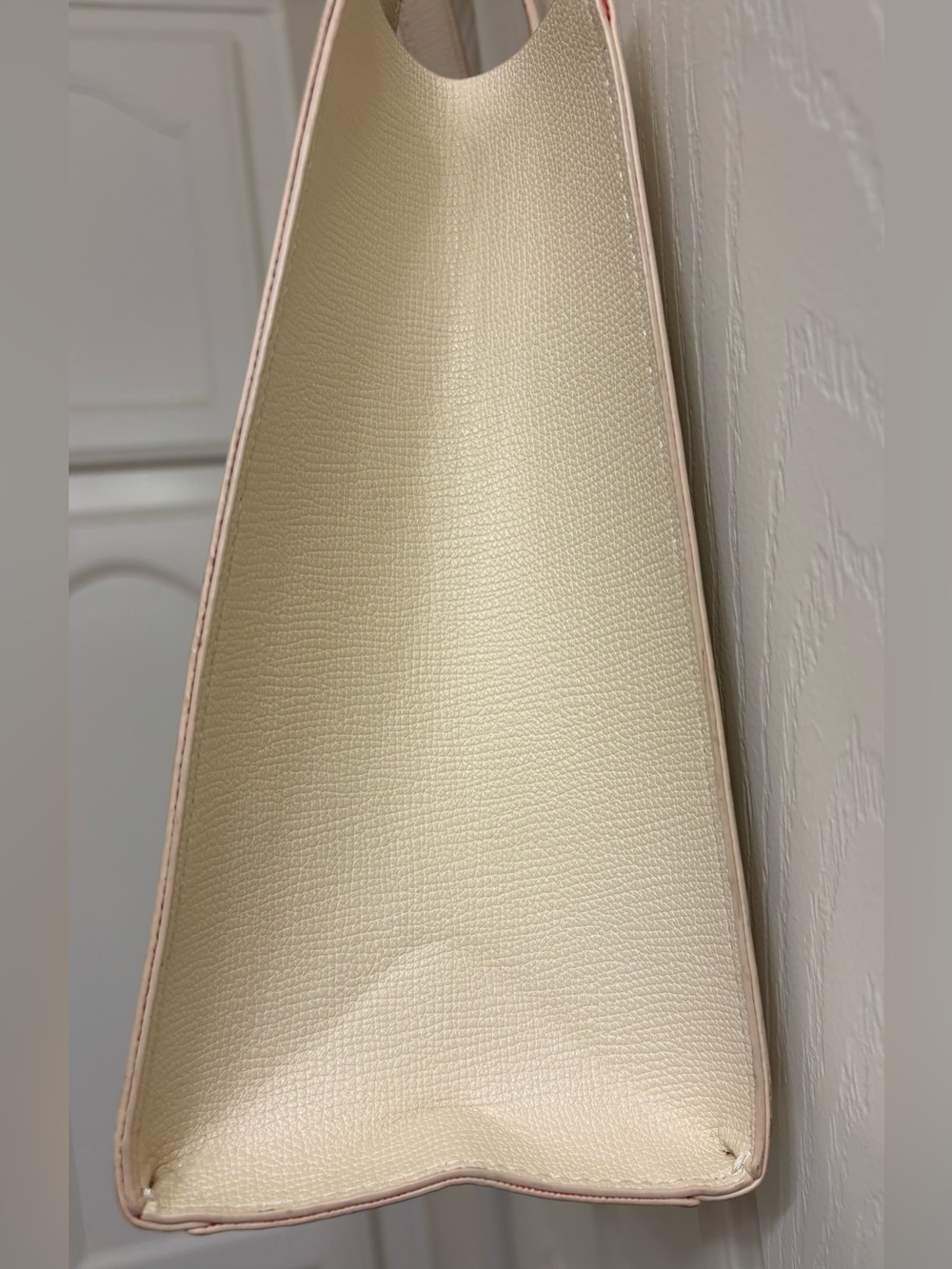 Ted Baker London medium cream Icon tote - Like new - Picture 3 of 6
